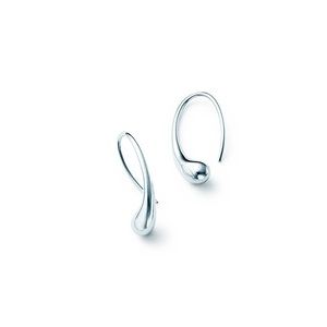 Tiffany & Co. Jewelry - Tiffany & co. Elsa Peretti Teardrop Hoop earring Tiffany & Co. Jewelry - Tiffany & co. Elsa Peretti Teardrop Hoop earring